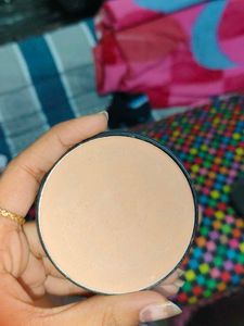 Huda Beauty Girl Compact Powder