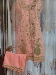4 colour Peach Embroidered Kurta Set