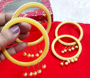 Cream &amp; Pearl Bangle Set🆕💫 Unused✨