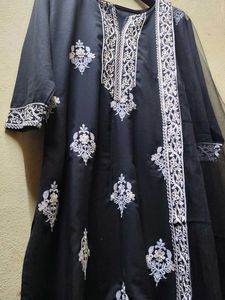 Black And White Kurtha Set