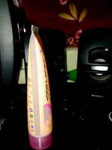 Whitening Scrub(korean Skin)   (Available Gift Wrapping In Request Charge- 20₹)