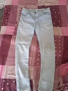 Light Wash Denim Jeans