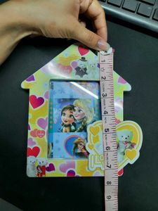 Cute Hut Shape Photo Frame