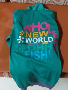 Stylish Green Sweatshirt