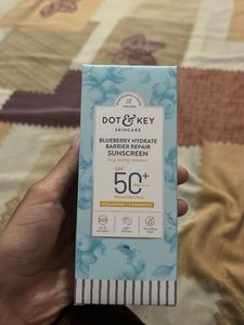 Dot & Key Blueberry Sunscreen SPF 50