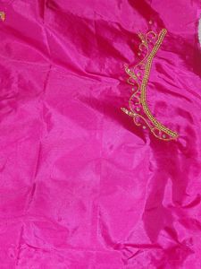 Pink Blouse Pis