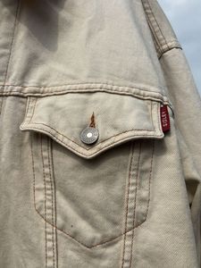 Levi&#39;s Beige Trucker Unisex  Jacket