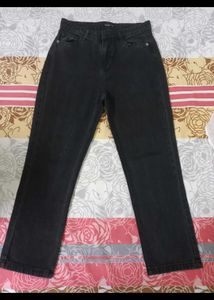 straight cut black jeans for women