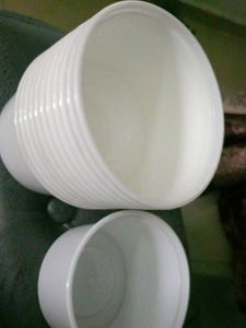White Useful Container New With Lid