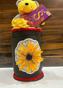 Cute Chocolate &amp; Teddy Gift Hamper