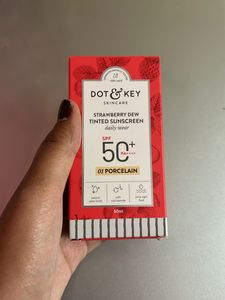Dot &amp; Key Sunscreen