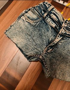 Blue Denim Shorts(Women)