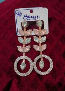 Sparkling Earrings With 3 Beautiful Products
