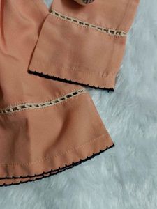 🆕 Cute Peach Top