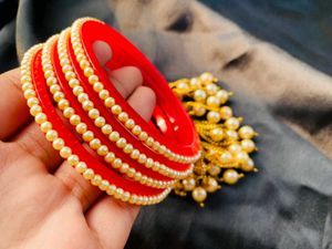 Combo Of Bangles And Hairband