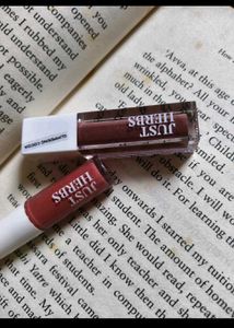 Combo Of Lip Gloss And Matte Lipstick