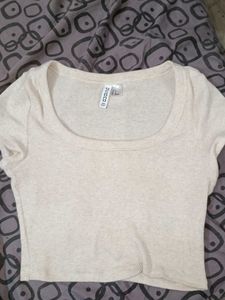 H&amp;M Beige Ribbed Crop Top