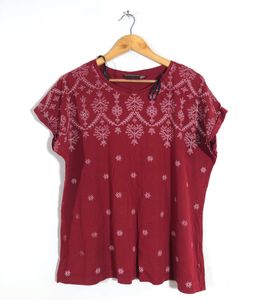 Gia Curves Maroon Printed T-Shirts(Women’s)