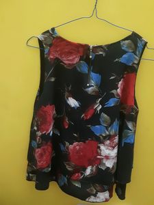 Black Sleeveless Top