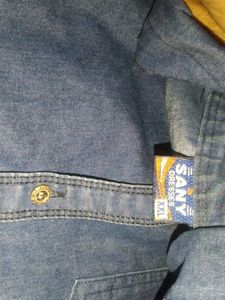 Plane Solid Dark Blue Daniem Shirt With Combo Prin