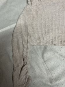 Ribbed Off White Top