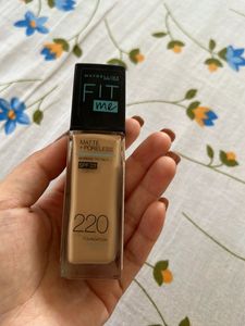 Maybelline Fit Me Foundation