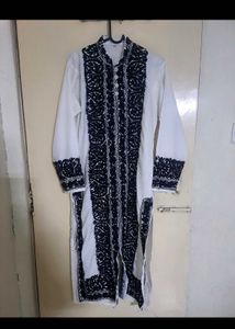 pakisthani embroidery kurta set