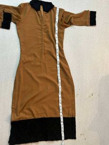 Straight Kurti With Lace Detailings Collar Neck