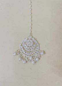 Elegant Pearl Drop Mangtika