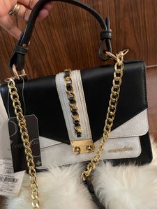 Pintresty Monadaa Bag With Golden Sling Chain