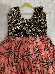 Beautiful  Organza  Gown🎀