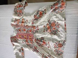 Floral Print Tunic Top
