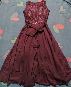 Elegant Sequin Prom &amp; Formal Gown