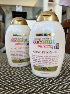 NEW Pack of 2 OGX Coconut Miracle Oil Conditioner