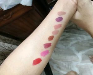 7 set of matte mini lipstick combo💄