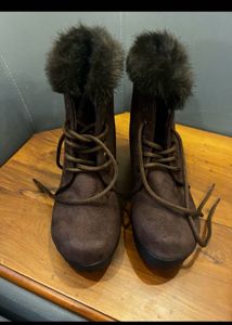 Commander Fur Boots