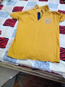 I am Selling Old Clothes