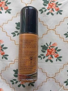 NYKAA All Day Matte Foundation