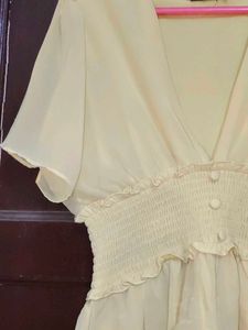 Aesthetic Yellow Flutter Sleeve Top