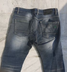 JEANS | NEW | USED | UNITED COLORS OF BENETTON