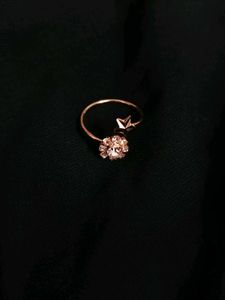 Sparkling Flower Ring