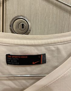 Nike Tshirt