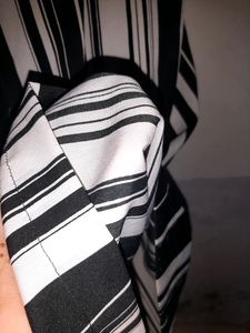 Harpa Striped Jumpsuit Black/White ♡Thread Detail
