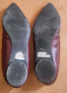 Pointed Toes Flats With Bow