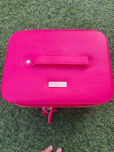 Myglamm Vanity Box