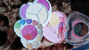 Eyeshadow Palette