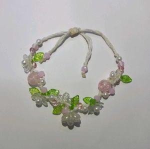 Beautiful Handmade Beaded Floral Bracelet