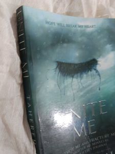 Unite Me by Tahereh Mafi