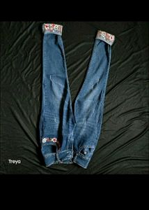 Trendy High Waist Jeans 👖