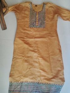 Embroidered Women's Kurta
